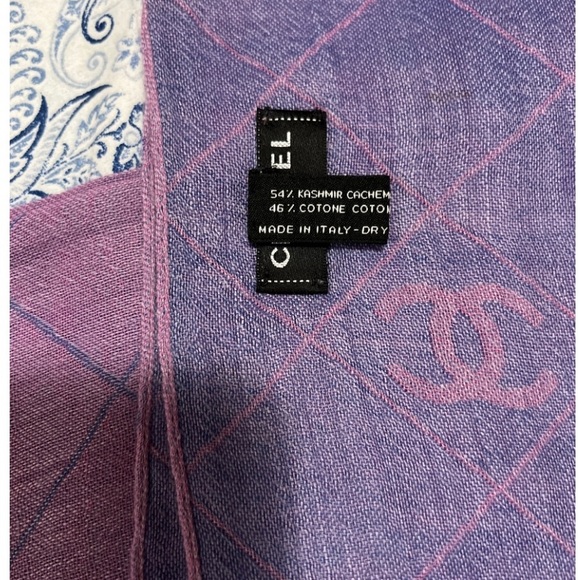 CHANEL Purple and Light blue 
CASHMERE SCARF - Picture 9 of 12